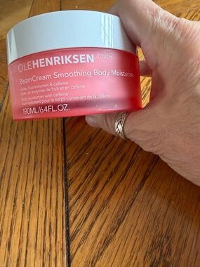 Ole Henriksen Pink Jar BeamCream Smoothing Body Moisturizer with White Lid
